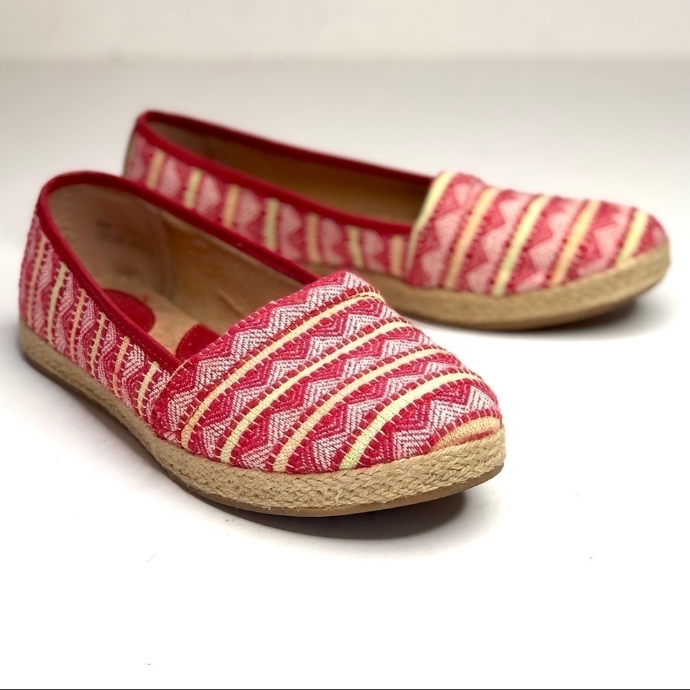 boc red geometric fabric espadrilles loafers 8
